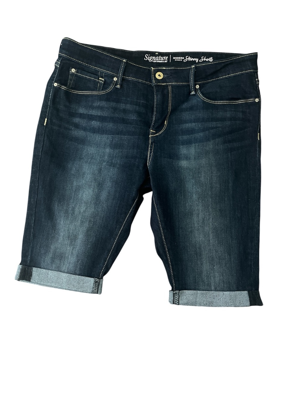 NWOT Levi Strauss Mid Rise Bermuda,Dark Denim Size 14